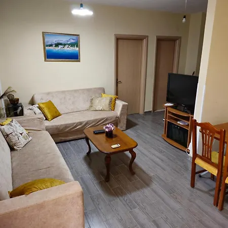 Apartamento Moza Tirana