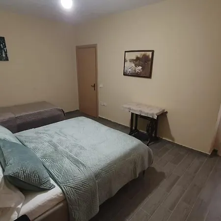 Moza Apartment Tirana